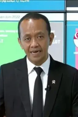 Bahlil Memastikan Proyek Gas Abadi Masela Mulai Melakukan Konstruksi Pada Tahun 2027 Dan Berproduksi Pada 2029
